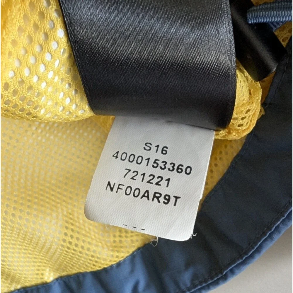 The North Face Resolve Jacket Mens Small Waterproof Hooded Rain Coat Blue Yellow